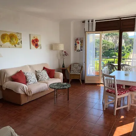 Aj-17 6 Pax Apartment *